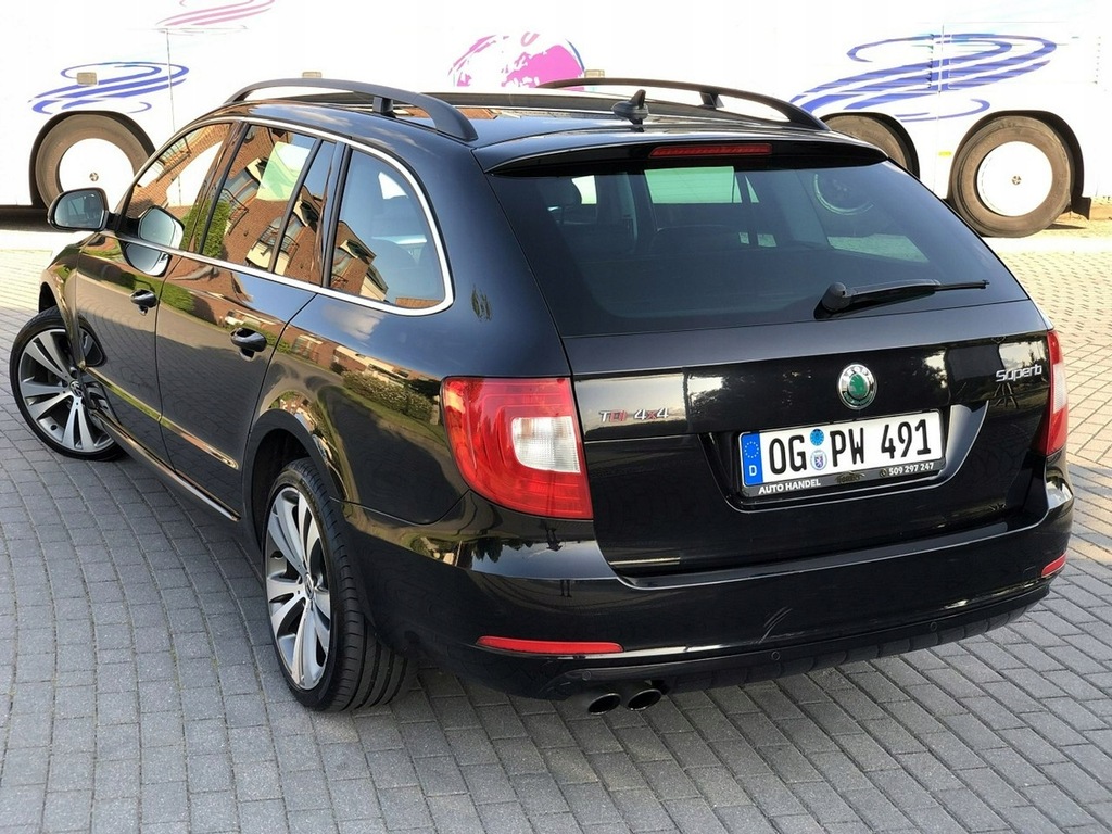 Купить Elegance 4x4 170 км ксеноновые светодиоды Navi Webasto Skora: отзывы, фото, характеристики в интерне-магазине Aredi.ru