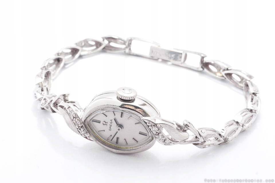 OMEGA MANUAL WHITE GOLD/DIAMONDS VINTAGE LADY /BOX