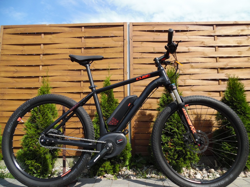 cube suv hybrid pro 500