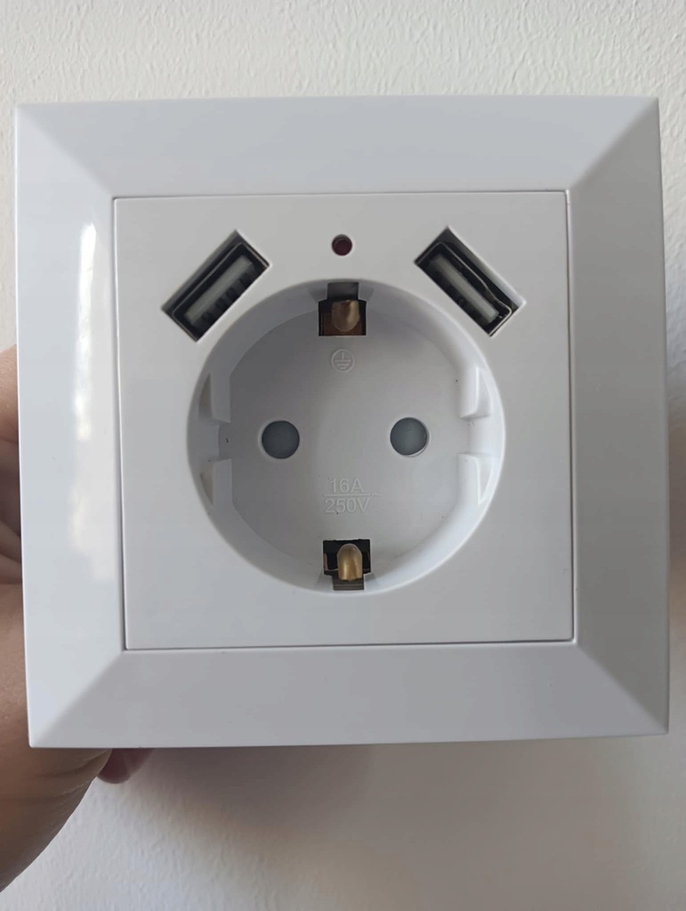 Zestaw 2 x Gniazdo białe pojedyncze z USB x2 każde