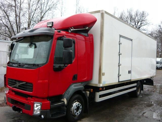 VOLVO FL260