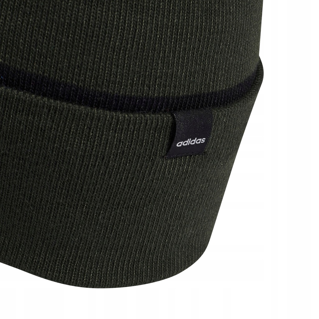 Купить Двухслойная теплая зимняя шапка Adidas с помпоном: отзывы, фото, характеристики в интерне-магазине Aredi.ru