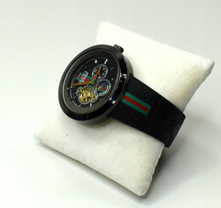 ZEGAREK GUCCI SERIAL: 11912656 CODE REF: 1142