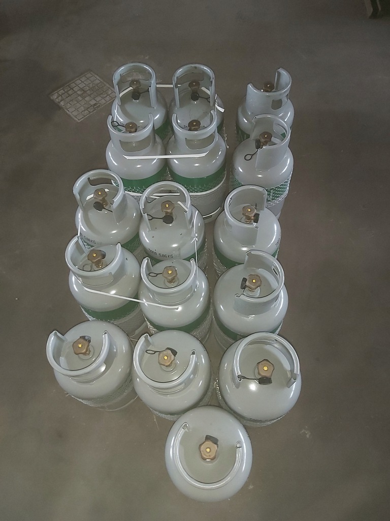 BUTLA PUSTA NA GAZ R134A 12 KG TARA 5,82KG NOWA