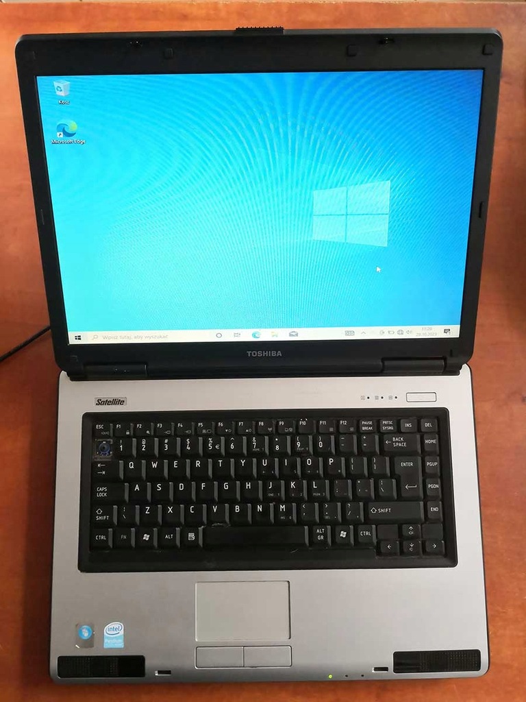 Laptop Toshiba L40 1GB/2x1,73GHz/wifi/120GB 103