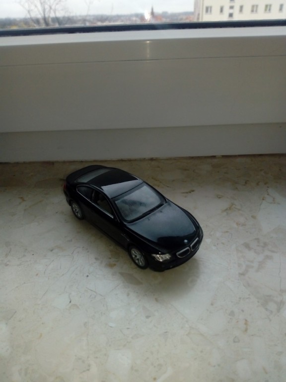 Replika model BMW 645
