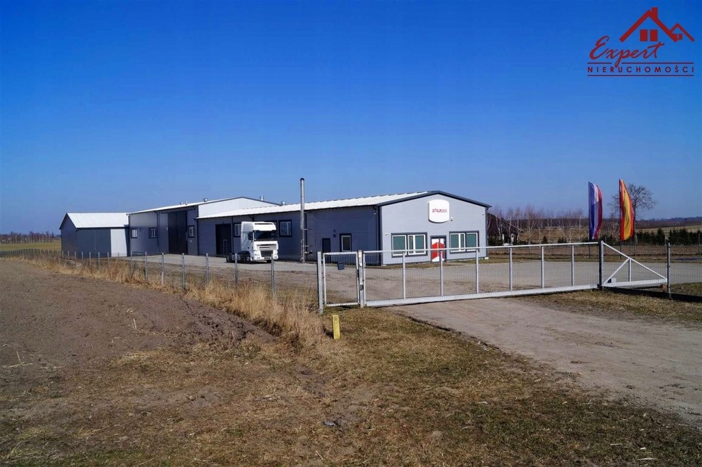 Magazyny i hale, Laseczno, 1100 m²