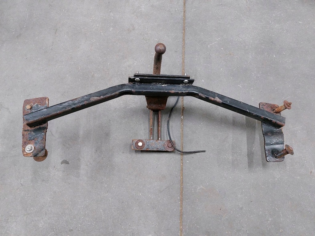 HAK HOLOWNICZY + TABLICZA OPEL CORSA B HB 3D