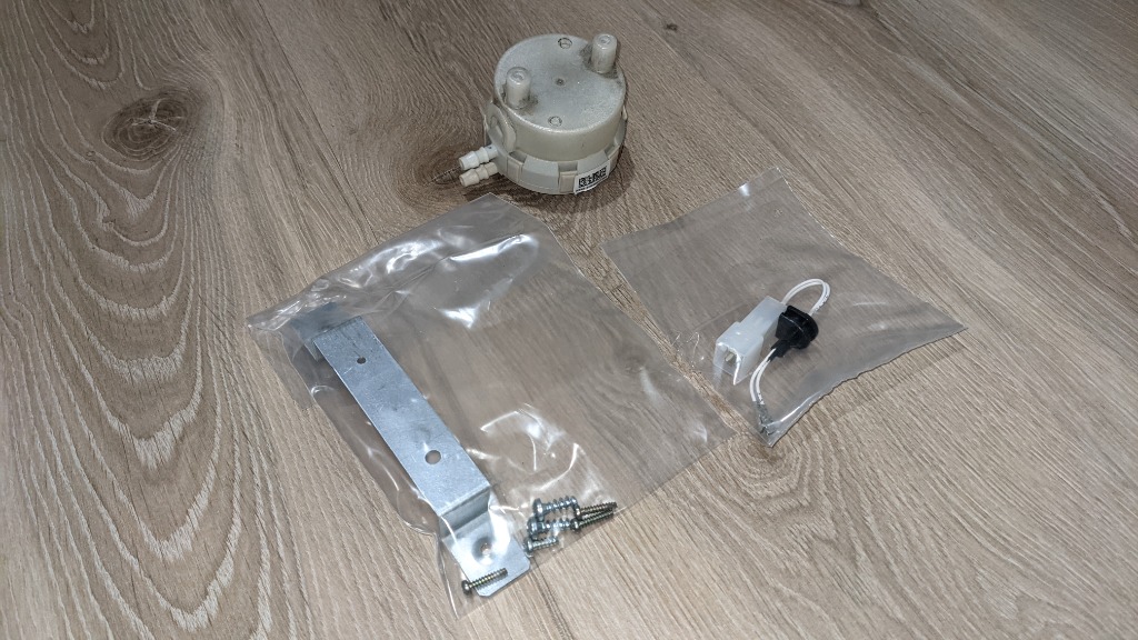 Presostat różnicowy Junkers Bosch 8707406048