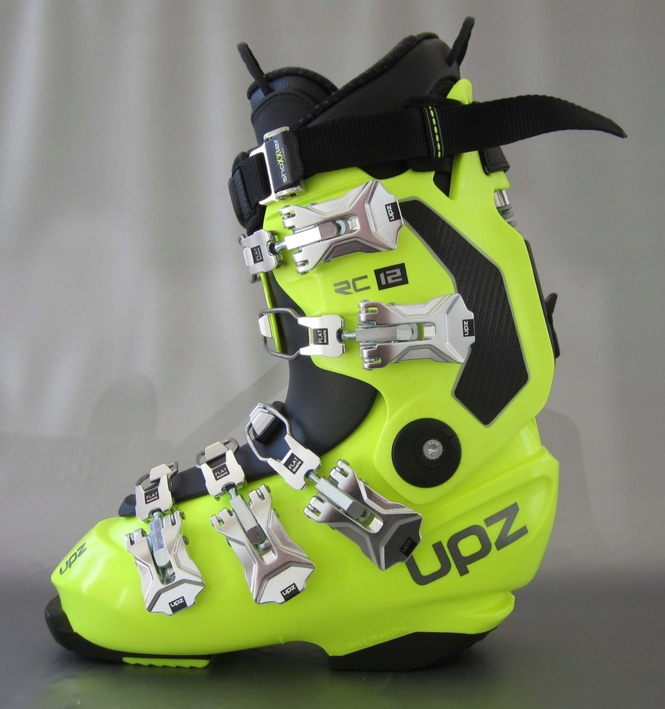 UPZ RC12 r. 7,0 - buty snowboardowe twarde