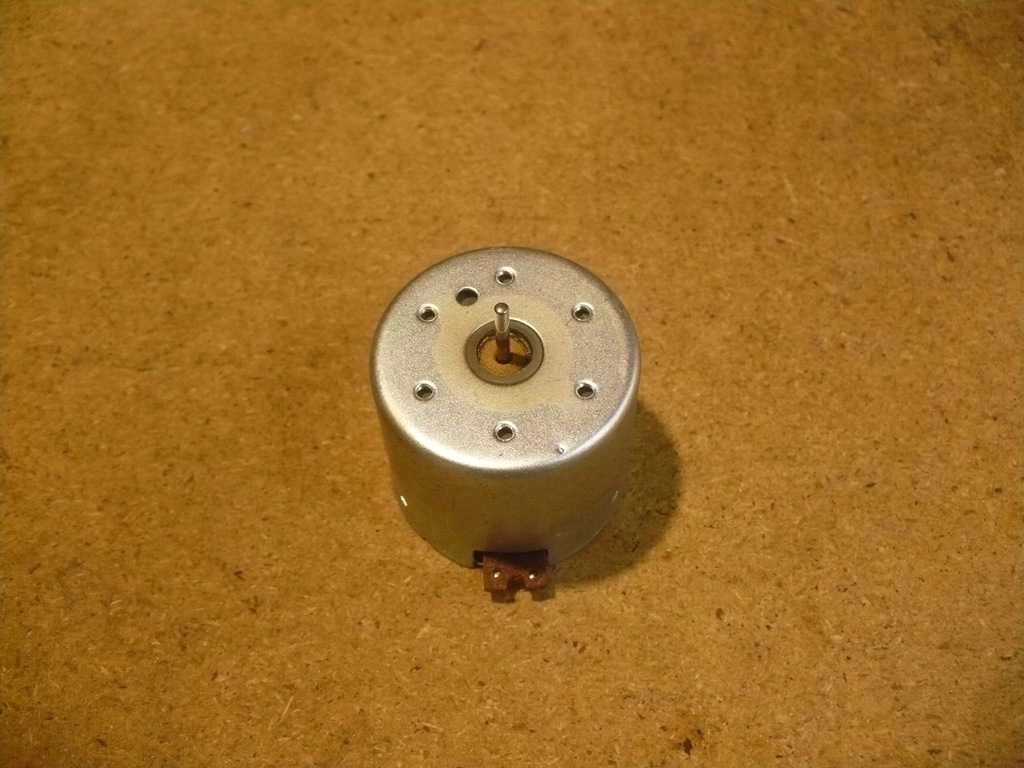 SILNIK MATSUSHITA MMI-6A2LKPA DO MAGNETOFONÓW TECHNICS