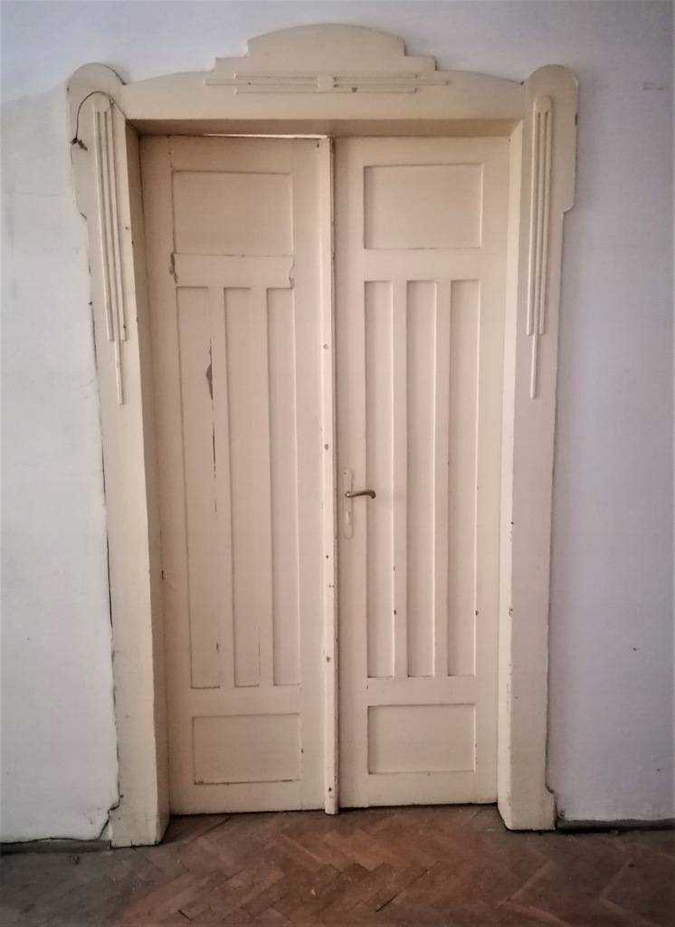Stare drzwi drewniane dwuskrzydłowe zabytkowe