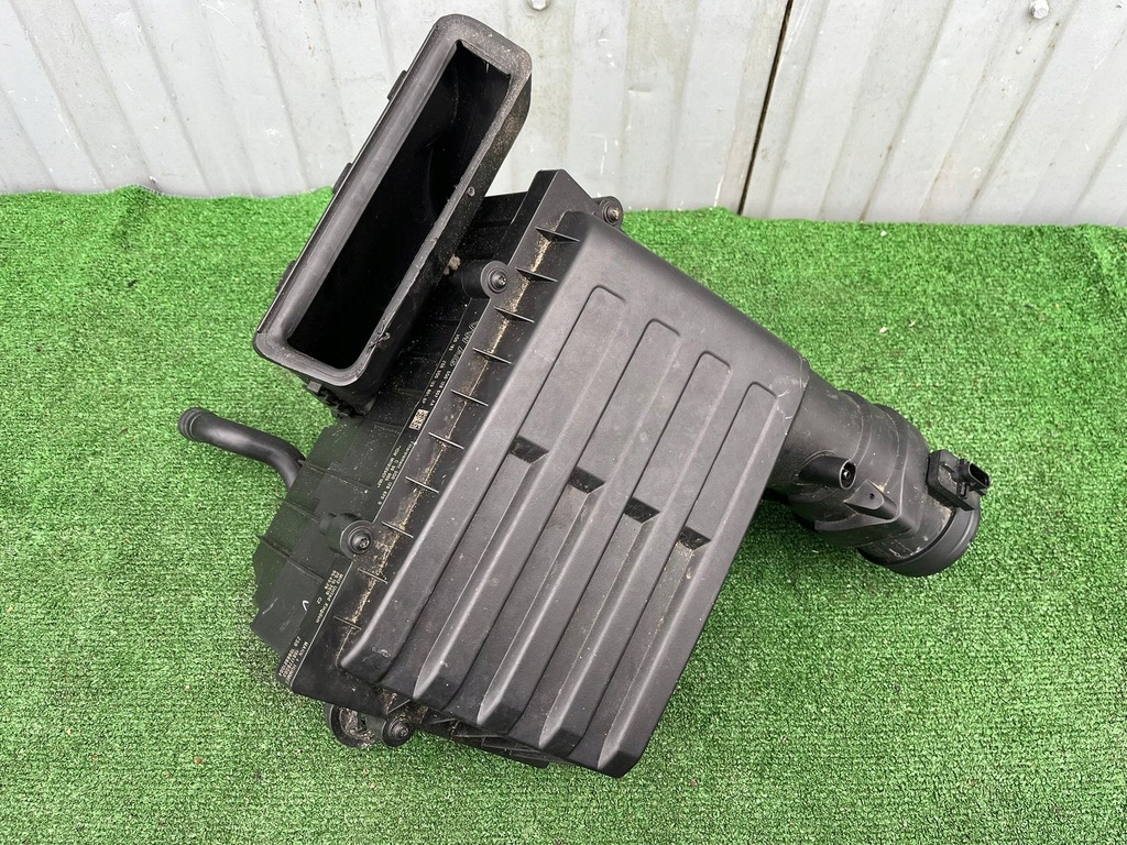 OBUDOWA FILTRA POWIETRZA VW AUDI SKODA SEAT 2.0 TDI 5Q0129607AA
