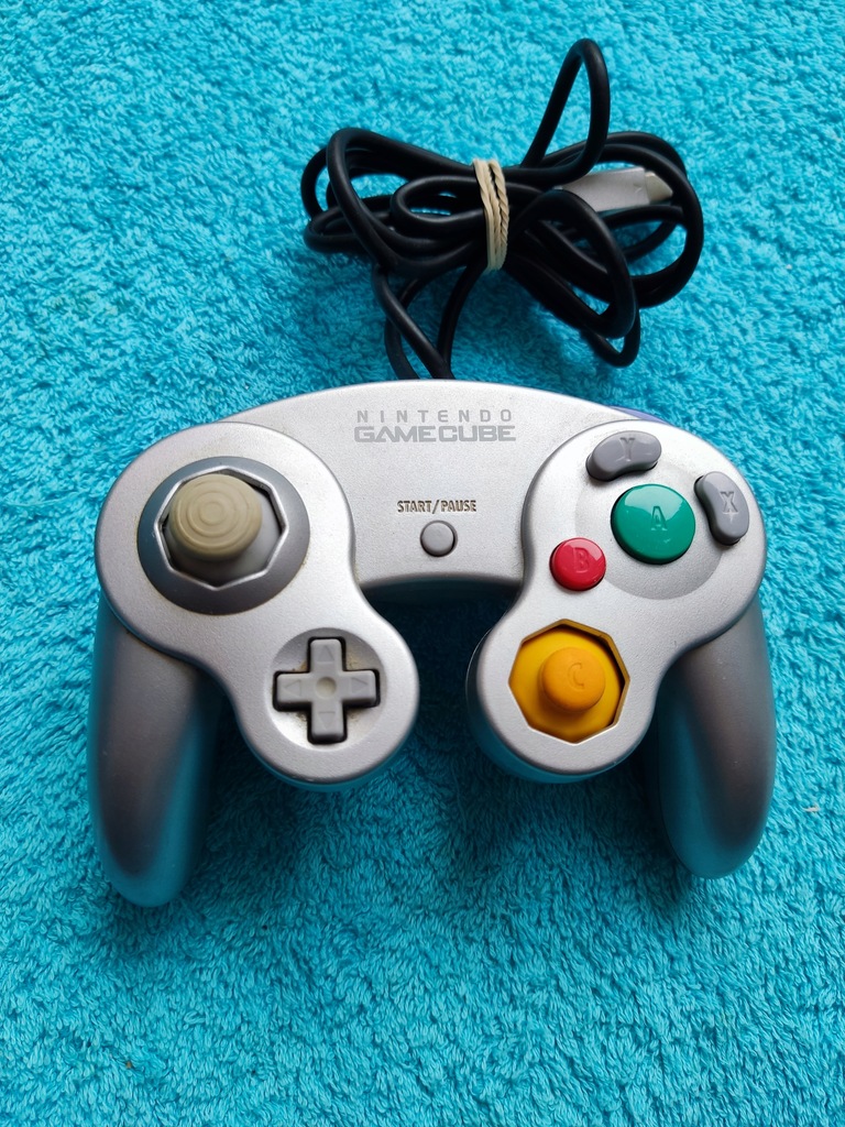 Oryginalny Pad GameCube