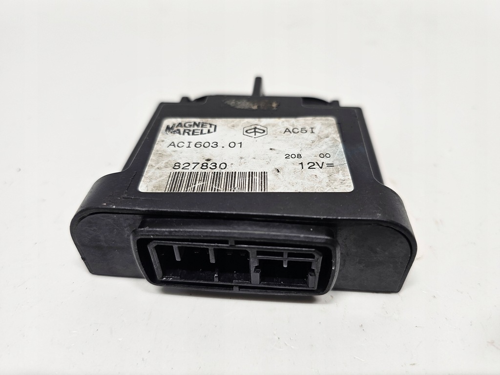 Piaggio Vespa 125 moduł sterownik ECU