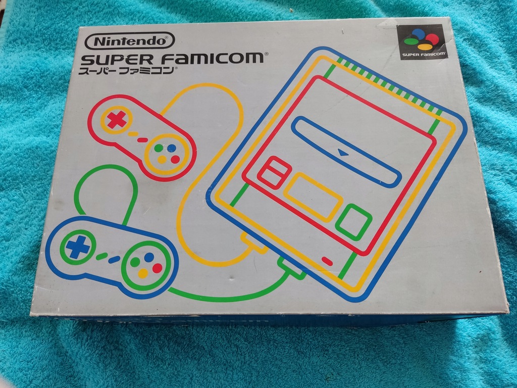 Konsola Super Famicom+2 pady+box+instrukcja