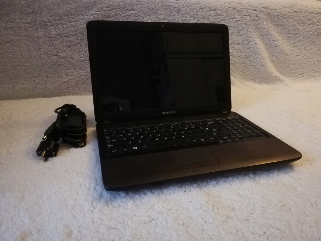 Laptop Samsung r540