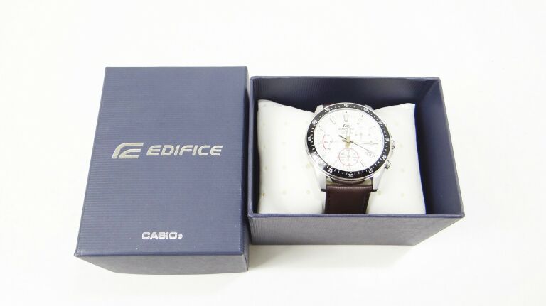 ZEGAREK CASIO EFV-540 PUD