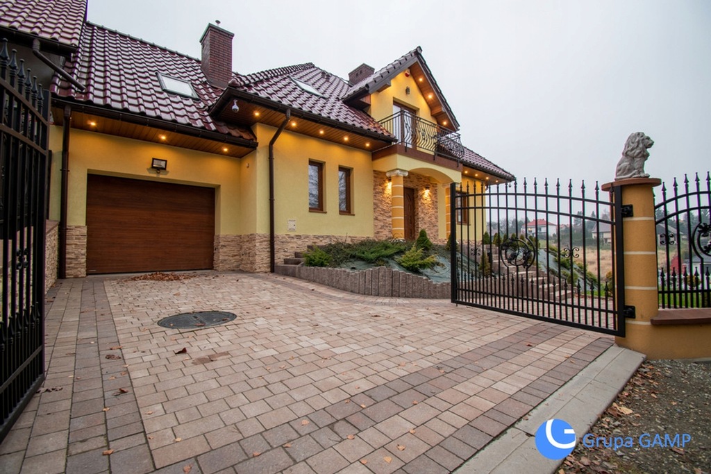 Dom, Tomaszkowice, Biskupice (gm.), 205 m²