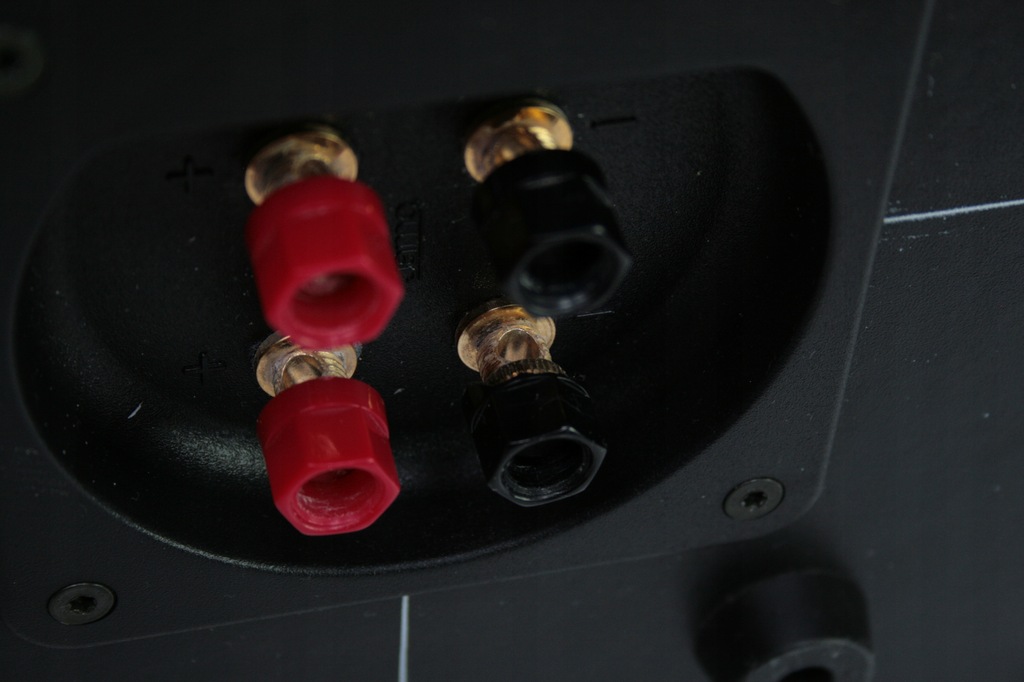 Купить Сабвуфер JAMO SW 300, конструкция с 2 динамиками: отзывы, фото и ...