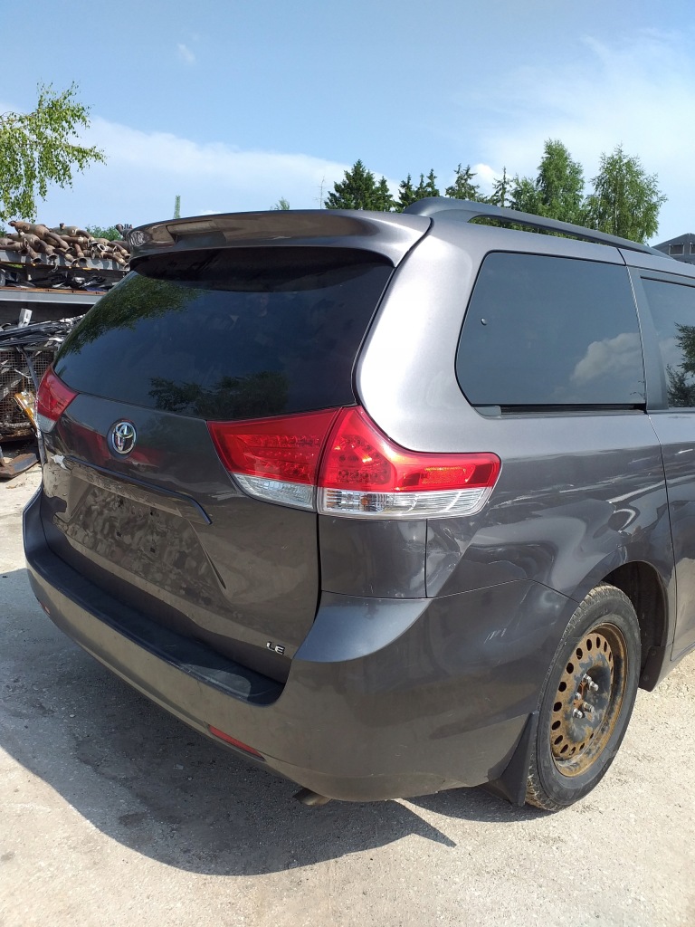 TOYOTA SIENNA kompletny TYŁ ćwiartka zderzak klapa - 10904372209 ...