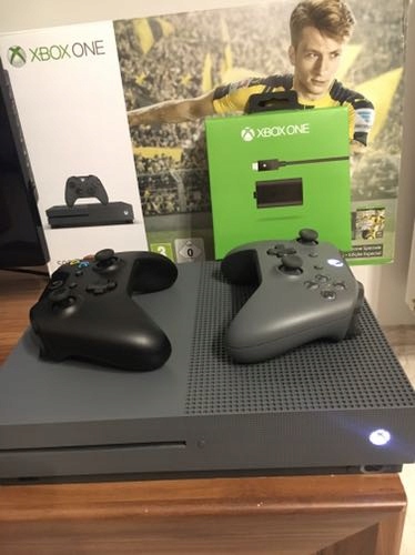 KONSOLA XBOX ONE S 500GB 2 pady 20 gier pudełko