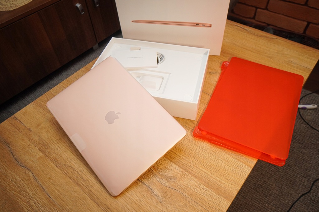 MacBook Air M1 RAM8GB ROM512GB ゴールド Apple 13in MacBook Air, Apple M1 chip with 8-core CPU and 7