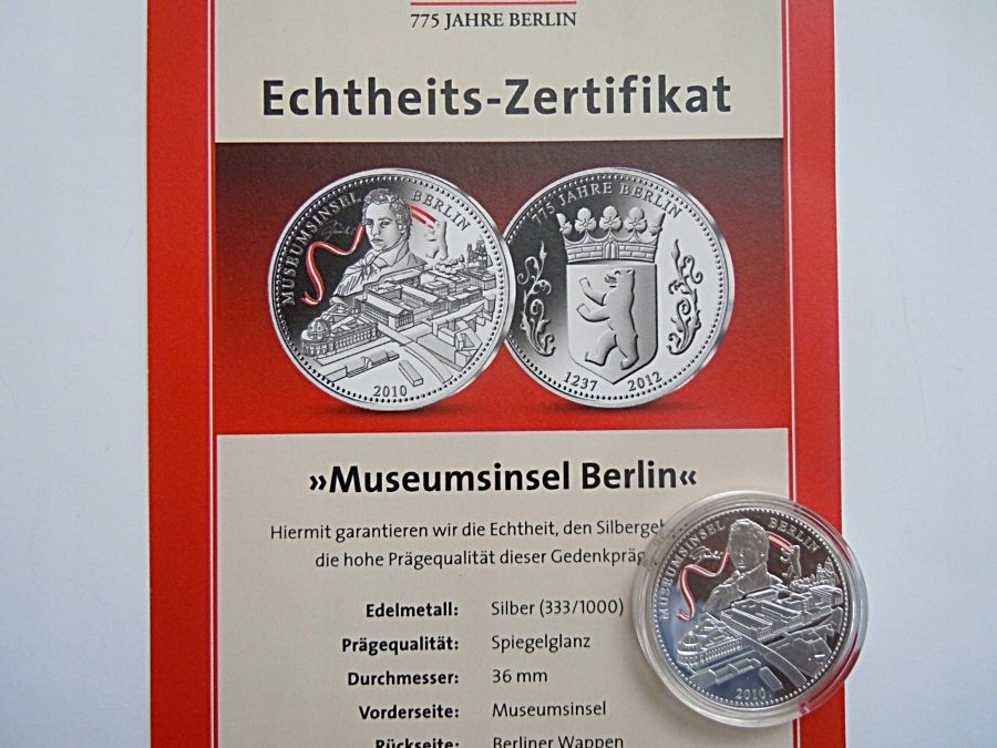 2012r.PRZEPIĘKNY SREBRNY MEDAL ,MUZEUM W BERLINIE,