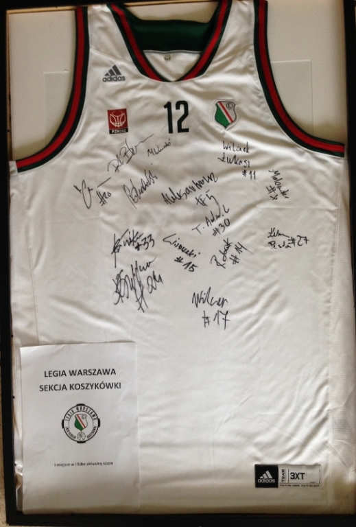 Koszulka z autografami koszykarzy- Legia Warszawa