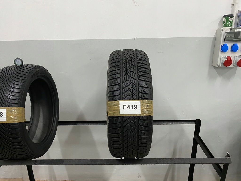 225/55/18 102V PIRELLI WINTER SOTTO ZERO 3 D.1519R