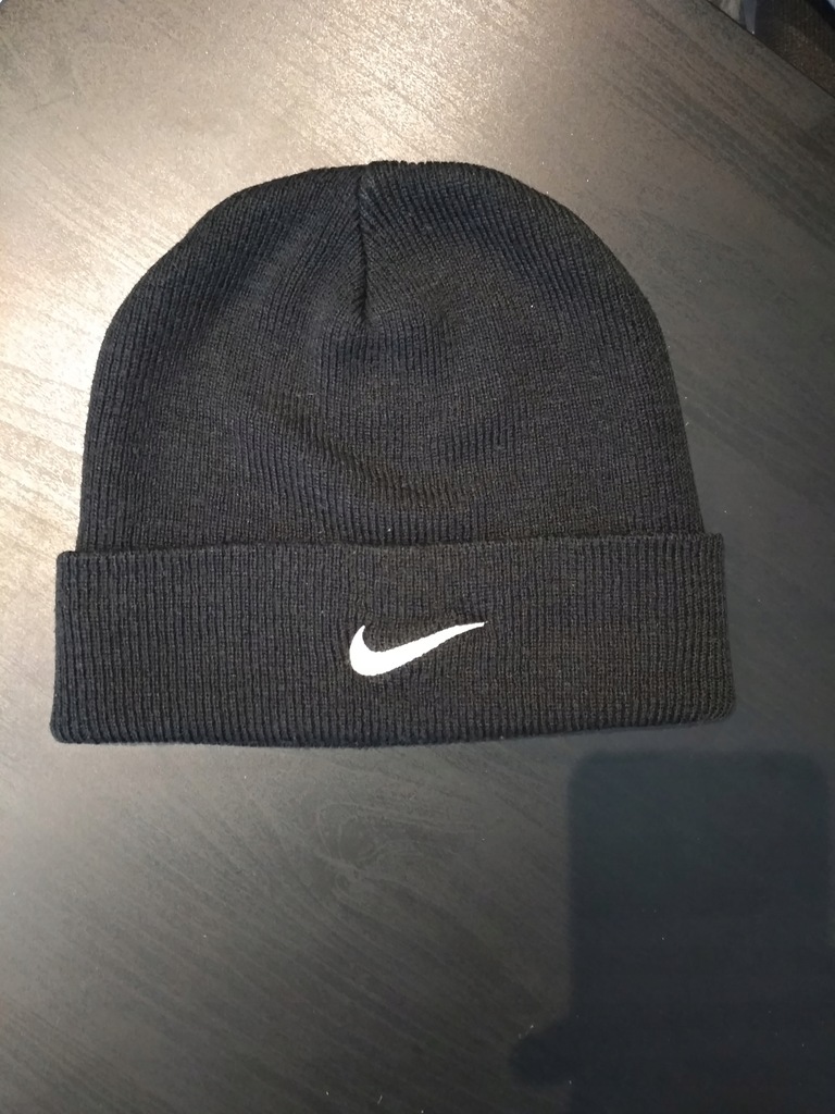 Nike czapka zimowa beanie czarna vintage logo