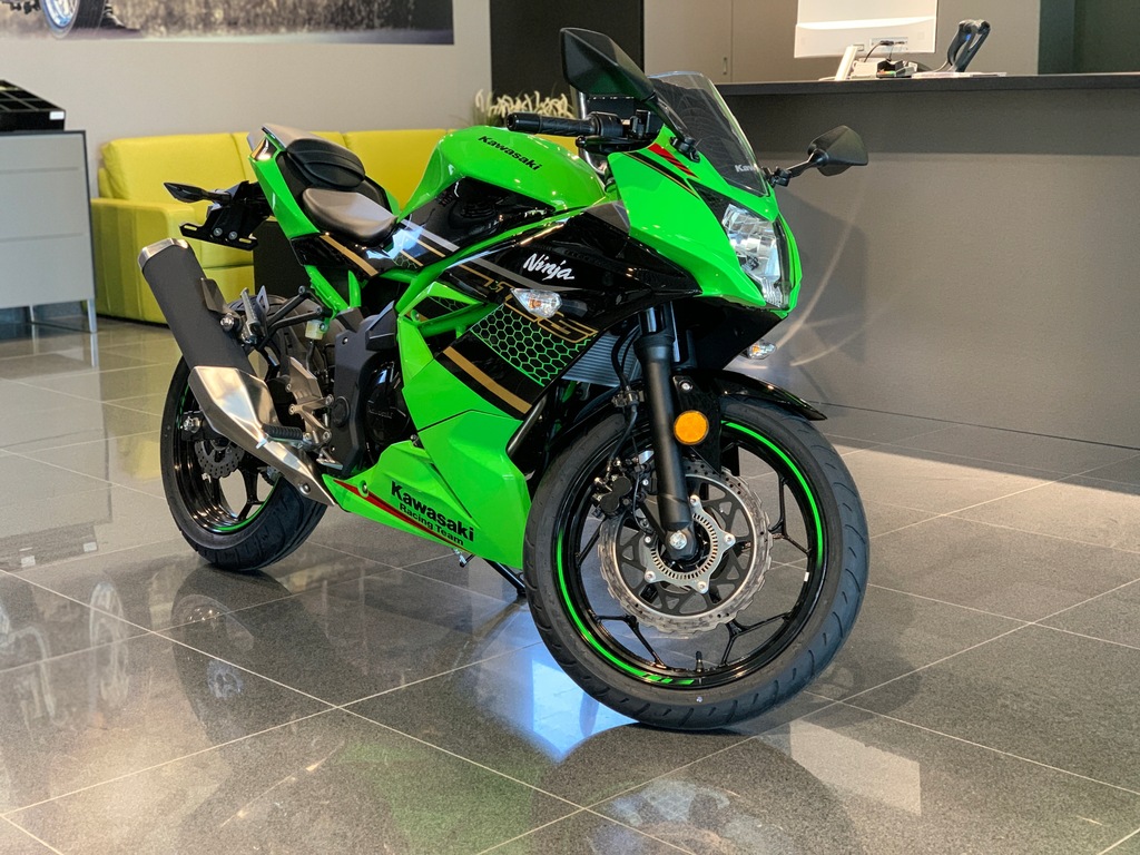 Kawasaki Ninja 125 WSBK 2020 kat. B A1 9339097519 oficjalne