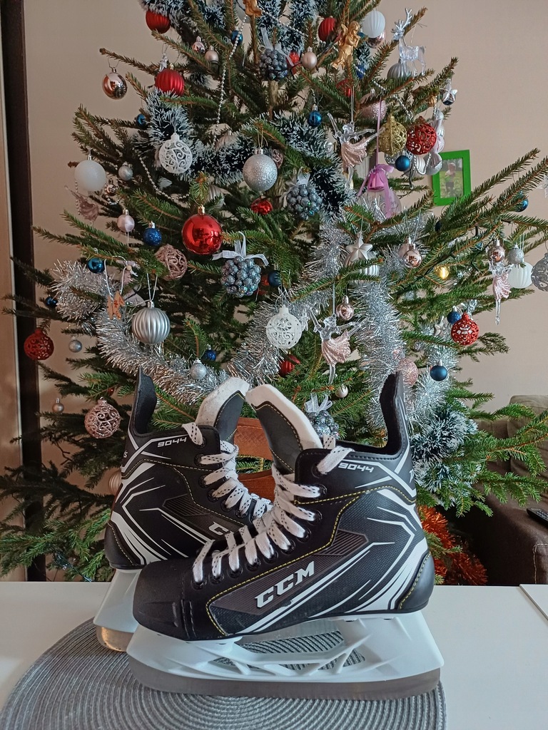 Łyżwy hokejowe CCM Tacks 9044 roz.38EU