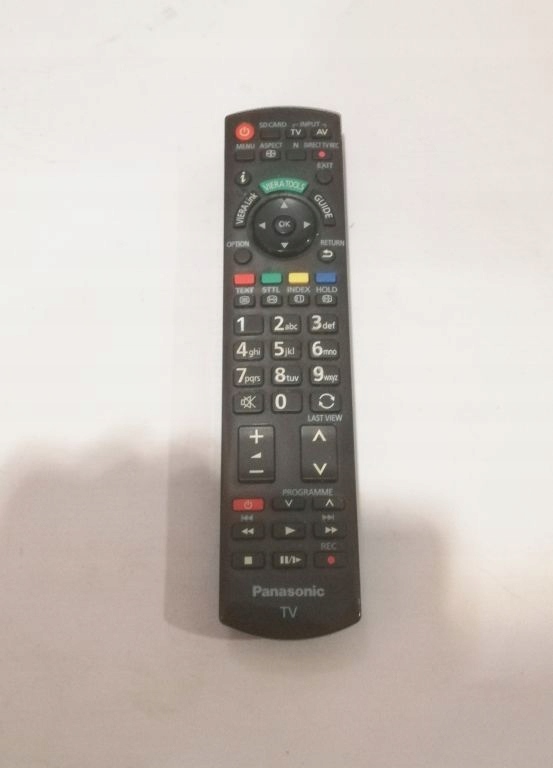 TELEWIZOR PANASONIC TX-L32CX3E / PILOT