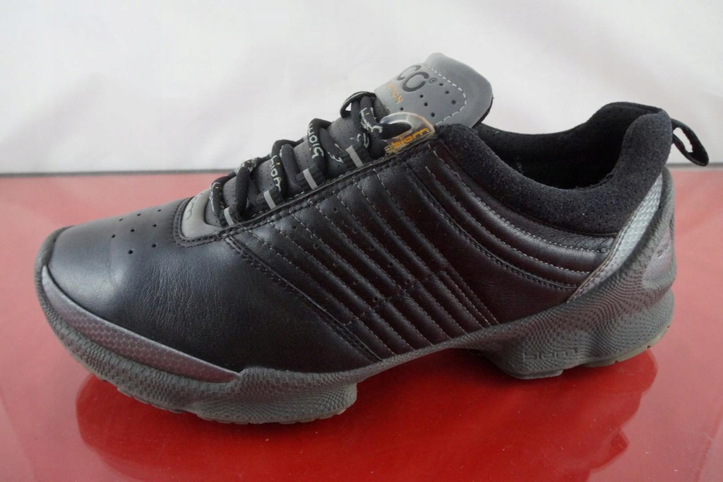 BUTY SPORTOWE ECCO BIOM R38 W24,5