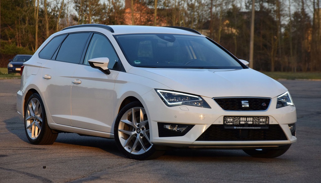 Купить SEAT LEON ST 2.0 TDI 150 HP FR алькантара ACC: отзывы, фото, характеристики в интерне-магазине Aredi.ru