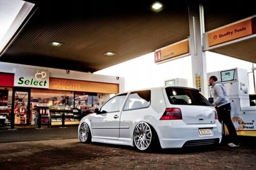 VW GOLF 4 ZDERZAK TYL R-LINE