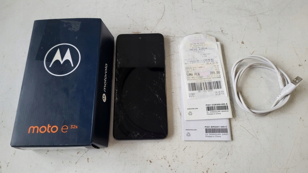 MOTOROLA MOTO E32S 32/3GB DUAL ZBITY DOTYK SZARY STAN DOBRY 18msGWR