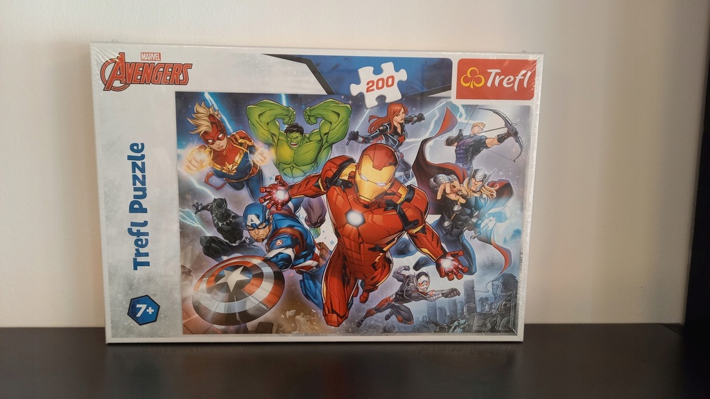 Puzzle Trefl Marvel Waleczni Avengersi 200 el.