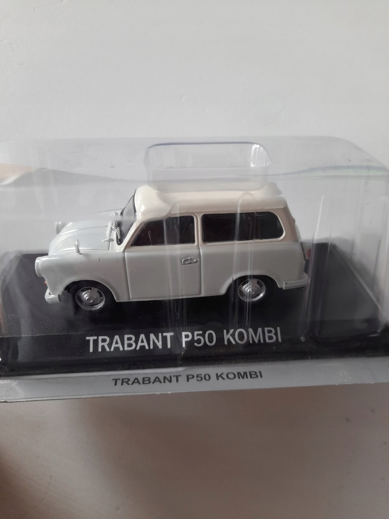 ZŁOTA KOLEKCJA AUTA TRABANT P50 KOMBI