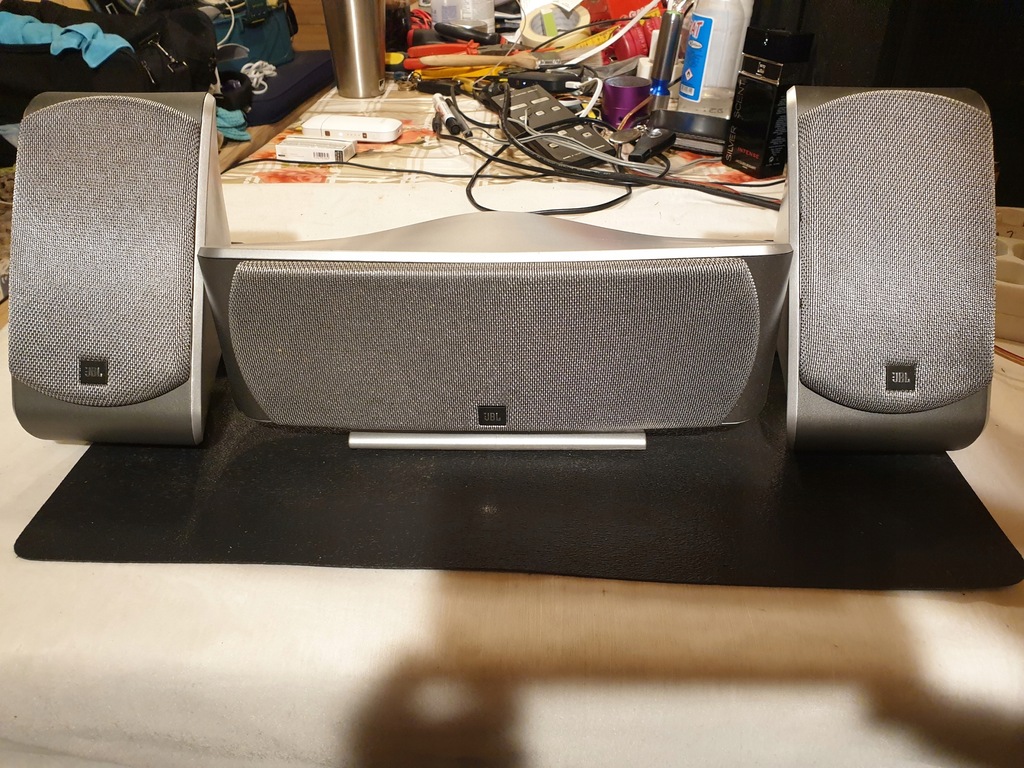 JBL SCS200SAT x2 + SCS200CEN x1 głośniki kina domo