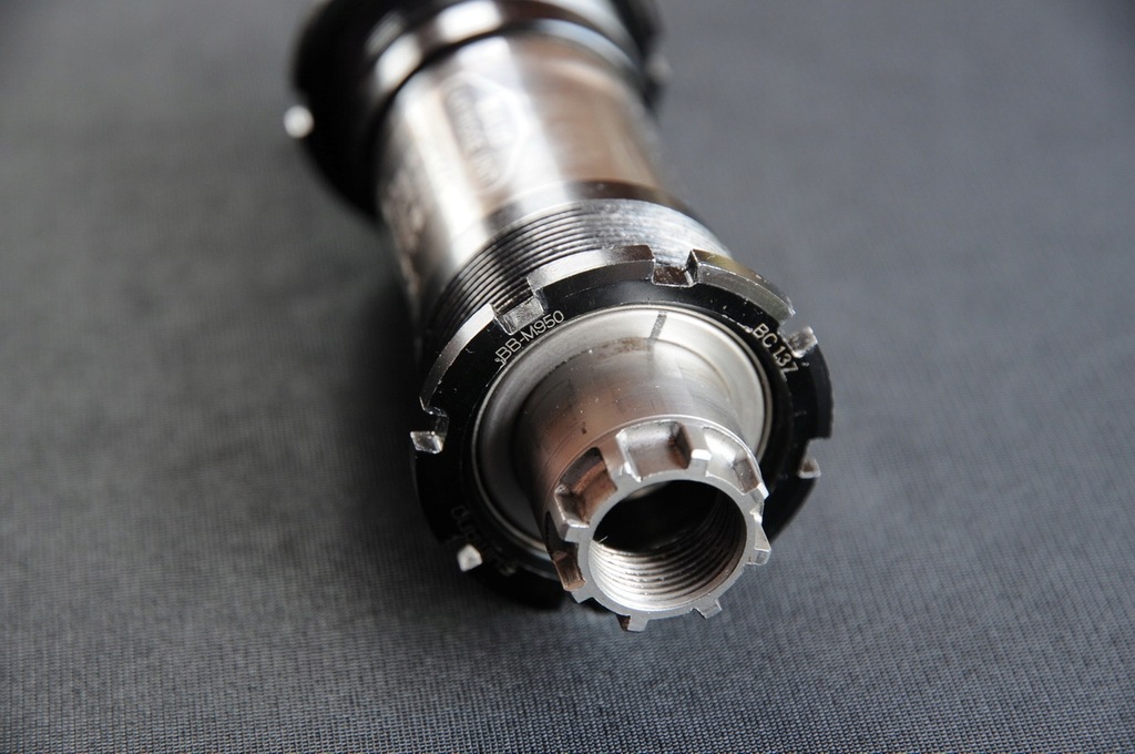 SHIMANO BB-M950 軸長112.5mm Shimano XTR BB-M950 Octalink V1 Bottom Bracket 112.5mm