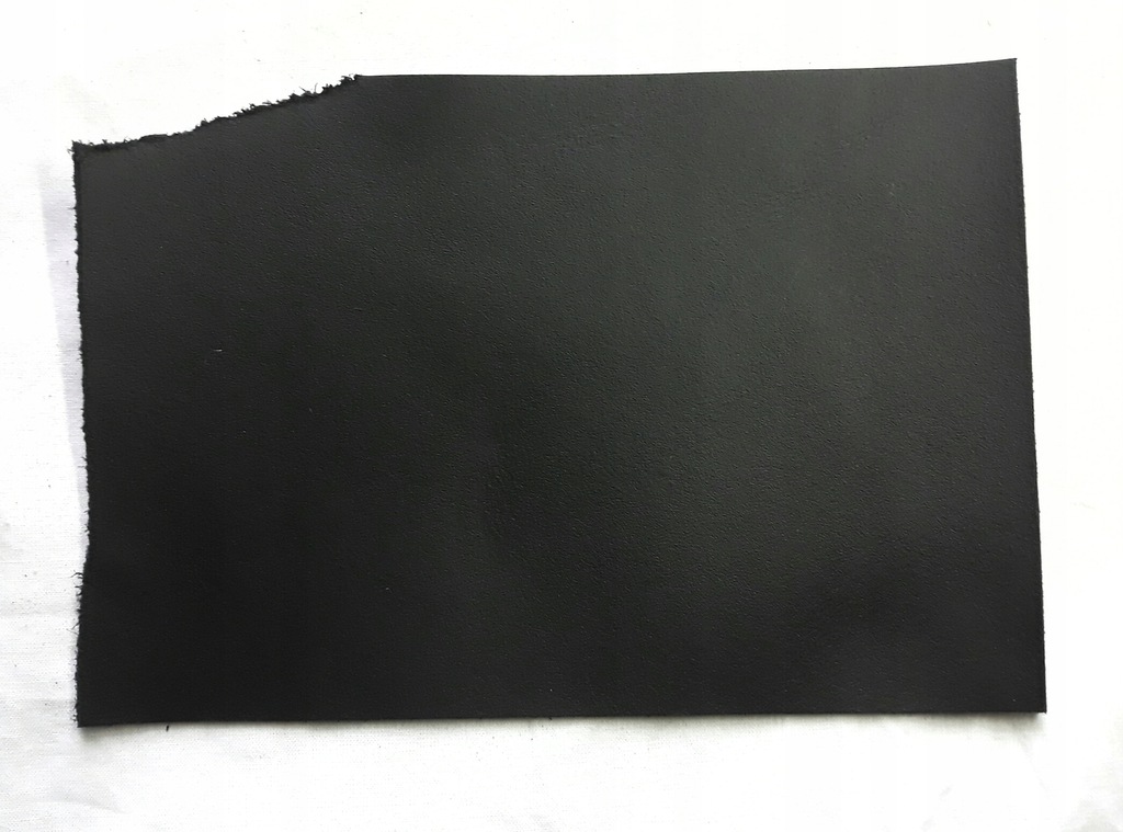 Skóra czarna dwoina 0,026m2 1,6mm