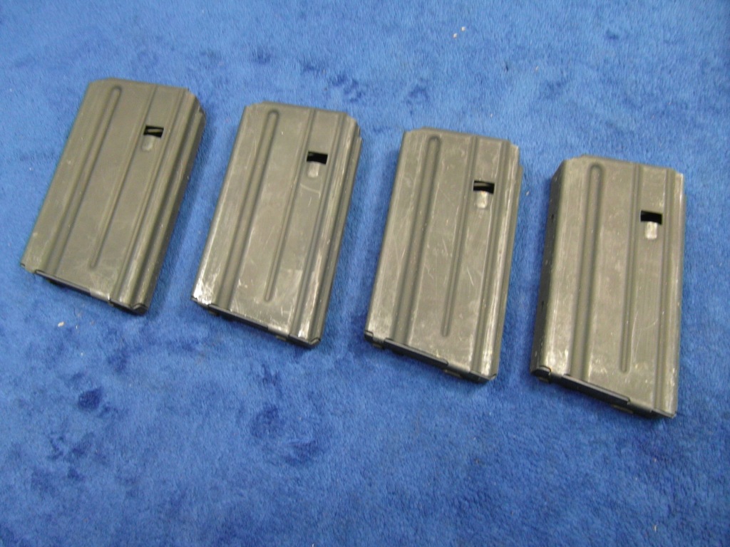 MAGAZYNEK M 16 , COLT AR 15 zestaw 4 sztuk