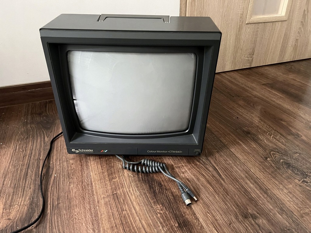 Monitor kolorowy SCHNEIDER (AMSTRAD SPECTRUM) CTM 640