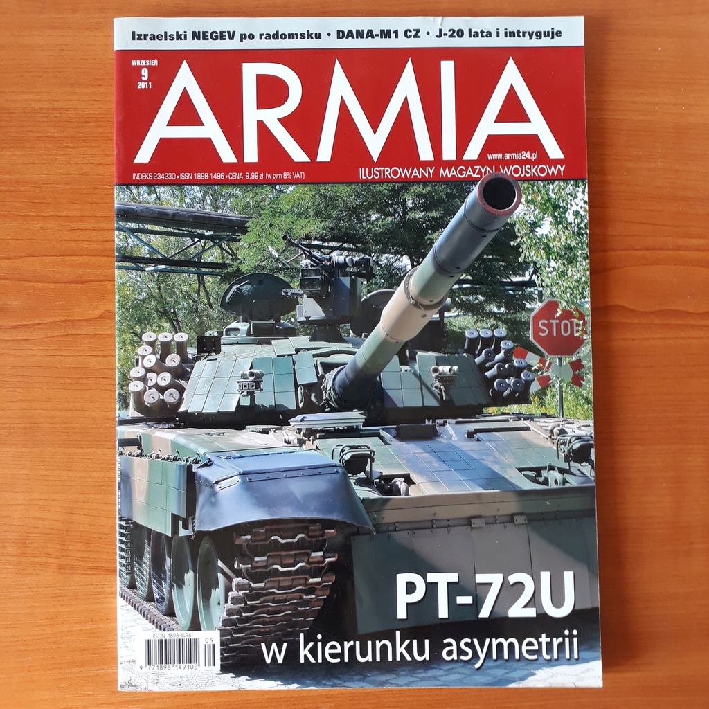 ARMIA 9 / 2011