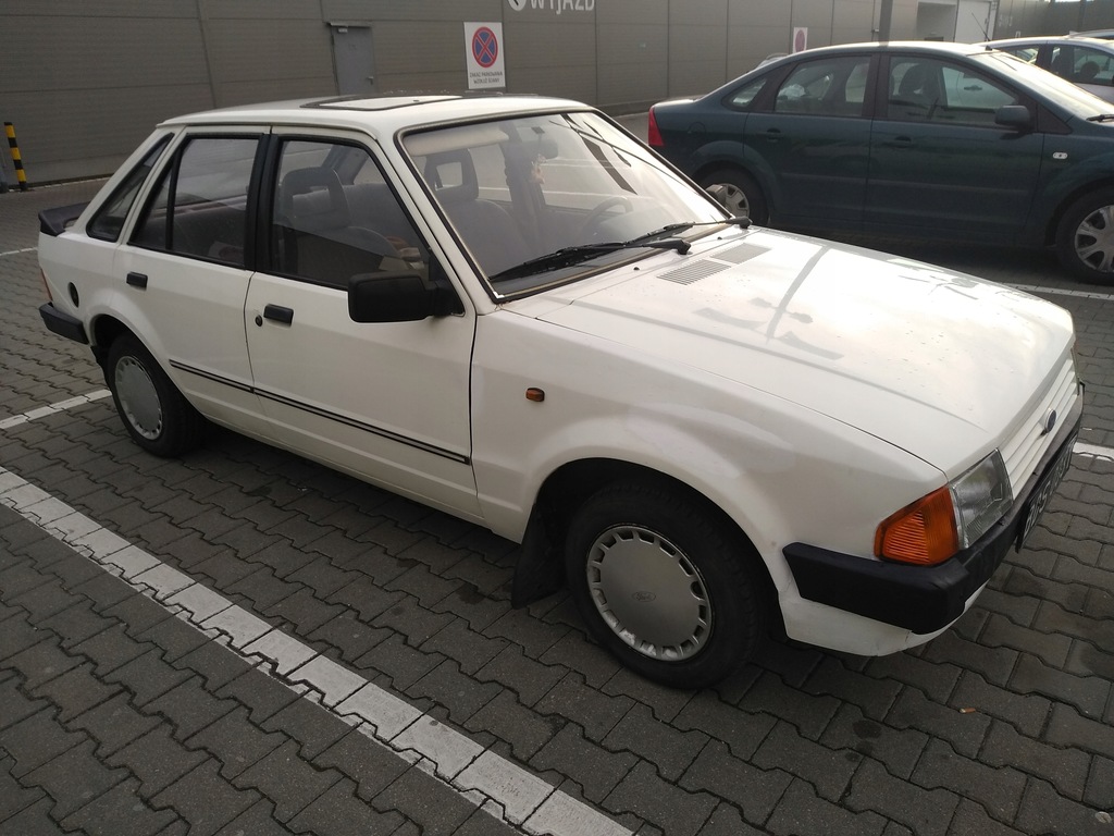 FORD ESCORT III (GAA) 1.1 55 KM