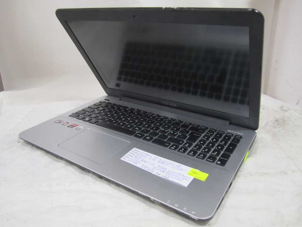 ASUS X555D /AMD A10/ 8GB / 128GB SSD/ bateria X