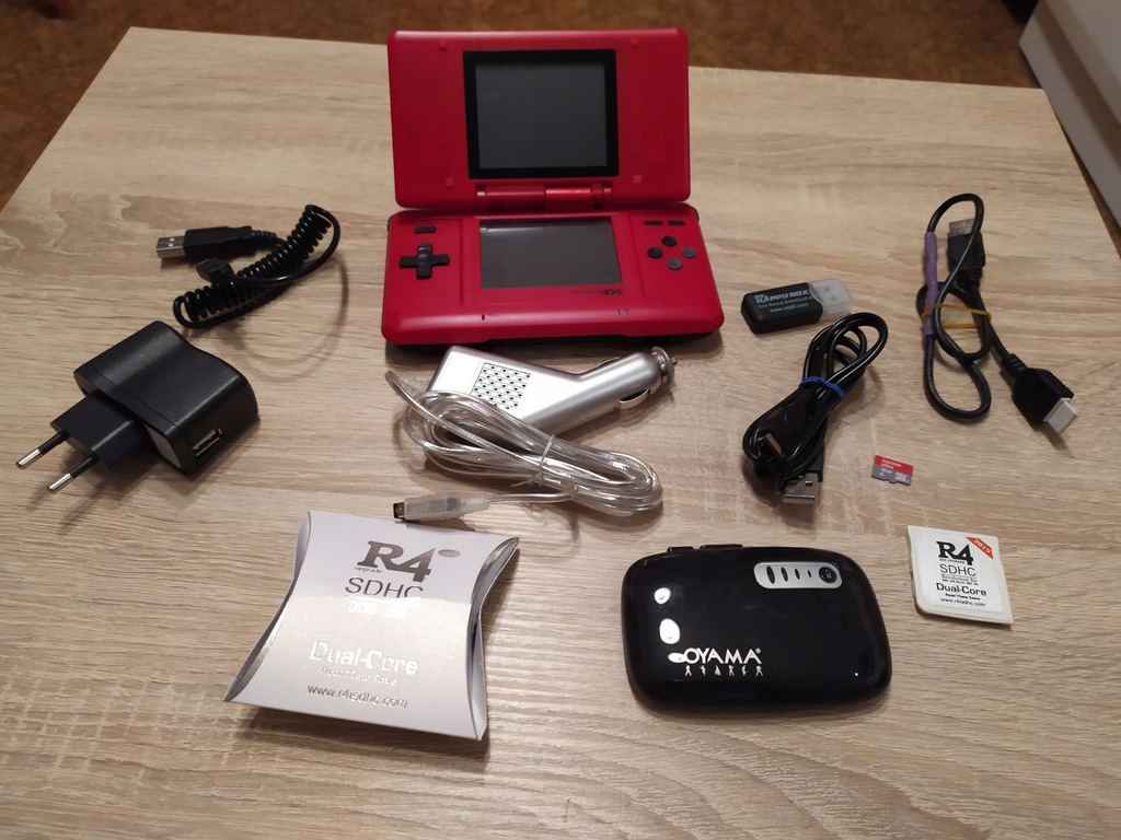 Konsola Nintendo DS FAT czerwony NDS r4i 16GB BCM