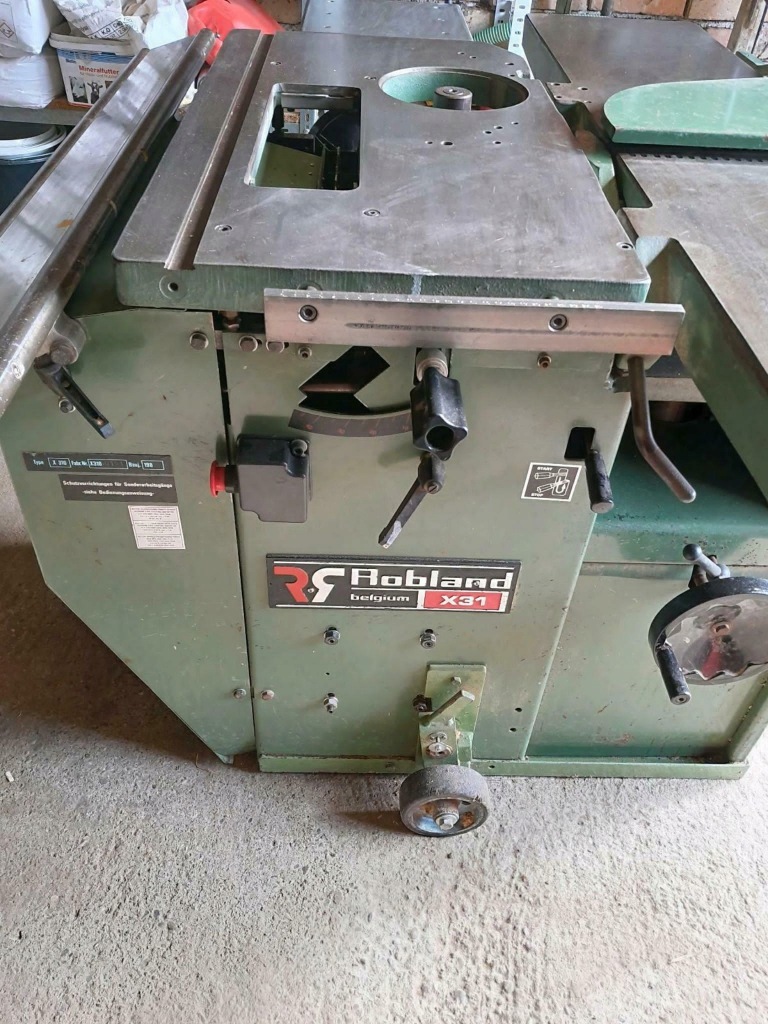 Maszyna wieloczynnościowa Robland 310